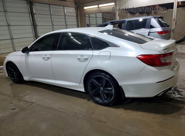 1HGCV1F32JA049588 2018 HONDA ACCORD White Rear left