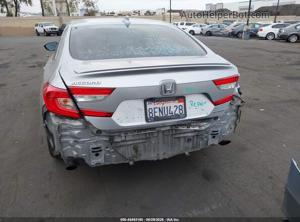 1HGCV1F32JA197952 2018 HONDA ACCORD Silver Դիմացի տեսք