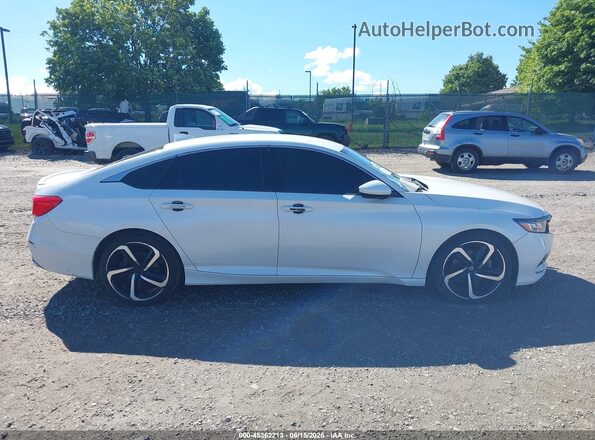 1HGCV1F33KA052467 2019 HONDA ACCORD White Սալոնի հետևի տեսք