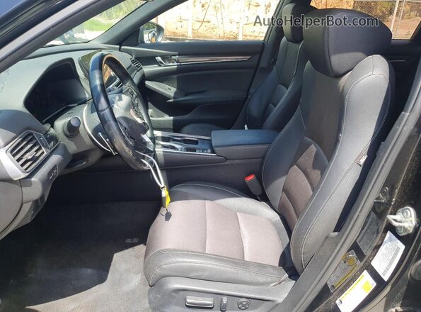 1HGCV1F33KA126261 2019 HONDA ACCORD Черный Вид салона спереди
