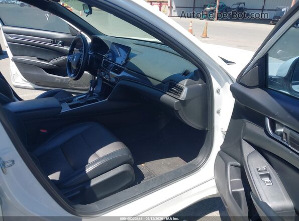 1HGCV1F34JA102226 2018 HONDA ACCORD White Սալոնի դիմացի տեսք