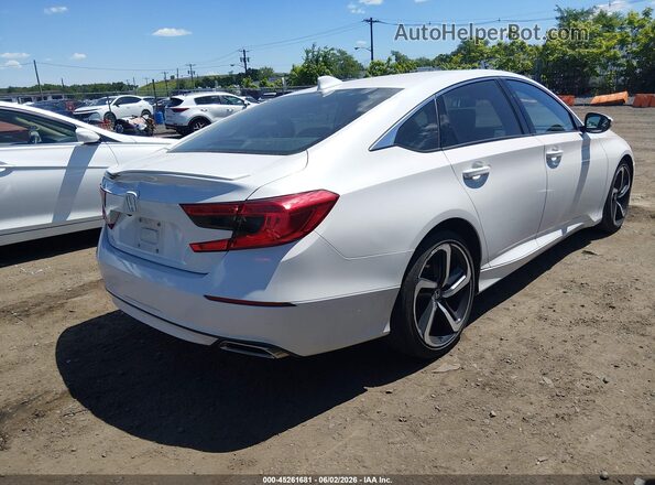 1HGCV1F35JA077188 2018 HONDA ACCORD Белый Задняя правая четверть