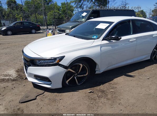 1HGCV1F35JA077188 2018 HONDA ACCORD Белый Вид спереди