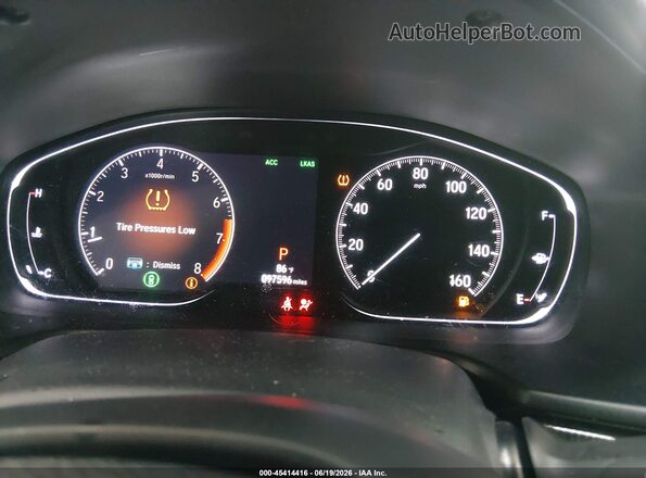 1HGCV1F36JA115317 2018 HONDA ACCORD White Vista de los asientos traseros