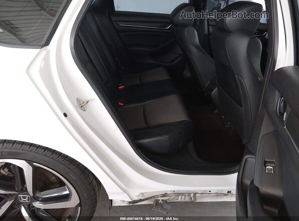 1HGCV1F36JA115317 2018 HONDA ACCORD White Vista de la etiqueta del VIN