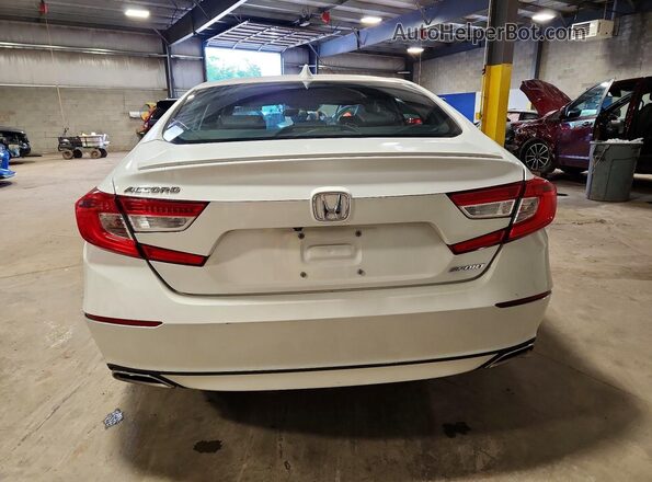 1HGCV1F36JA265850 2018 HONDA ACCORD White 