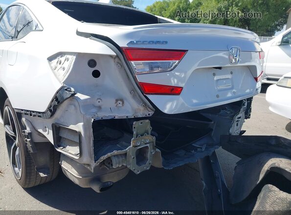 1HGCV1F37JA157169 2018 HONDA ACCORD White Դիմացի տեսք