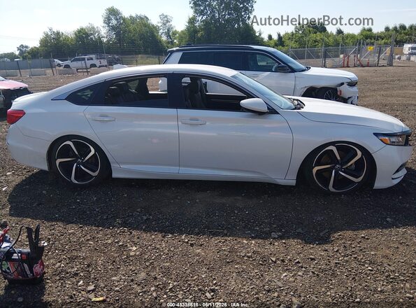 1HGCV1F37KA020122 2019 HONDA ACCORD White Widok wnętrza z tyłu