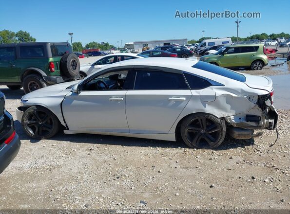 1HGCV1F37LA014211 2020 HONDA ACCORD White Widok wnętrza z tyłu