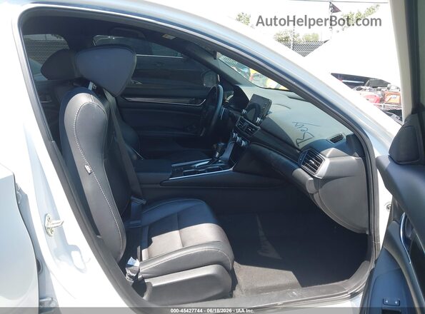 1HGCV1F38KA131116 2019 HONDA ACCORD White Vista interior delantera