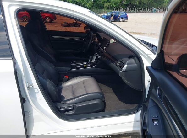 1HGCV1F39JA005992 2018 HONDA ACCORD White Սալոնի դիմացի տեսք
