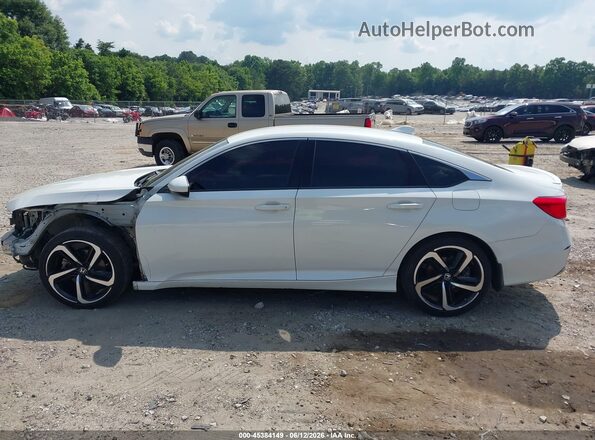 1HGCV1F39JA005992 2018 HONDA ACCORD White Սալոնի 360 աստիճան տեսք