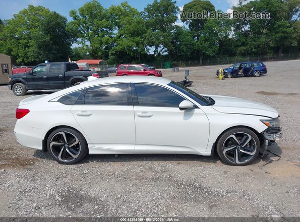 1HGCV1F39JA005992 2018 HONDA ACCORD White Սալոնի հետևի տեսք