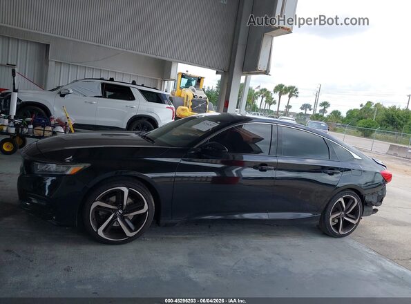 1HGCV1F39JA068090 2018 HONDA ACCORD Black 