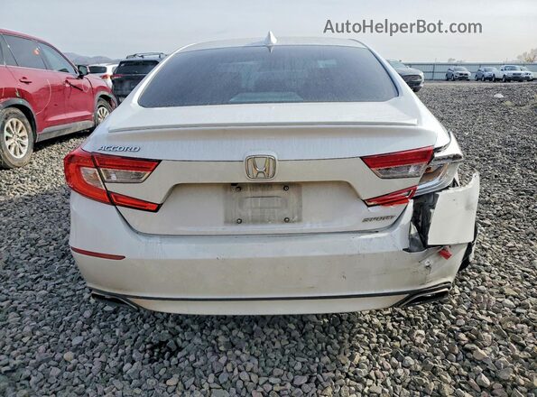 1HGCV1F39KA046897 2019 HONDA ACCORD White Widok z tyłu