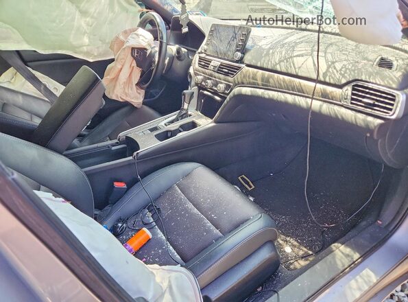 1HGCV1F39KA070004 2019 HONDA ACCORD Серебряный Вид панели приборов