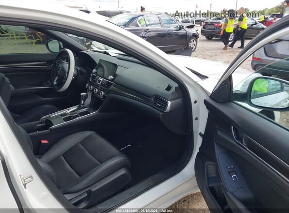 1HGCV1F39KA175786 2019 HONDA ACCORD White Вид салону спереду
