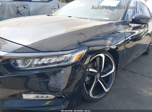 1HGCV1F3XJA142505 2018 HONDA ACCORD Black Front view