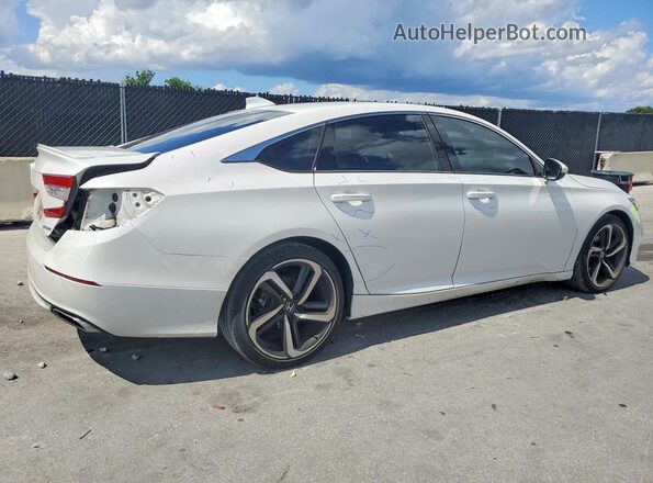 1HGCV1F3XJA157070 2018 HONDA ACCORD White Задня права чверть