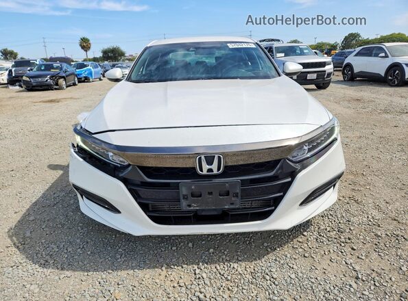 1HGCV1F3XKA082274 2019 HONDA ACCORD White Widok z przodu