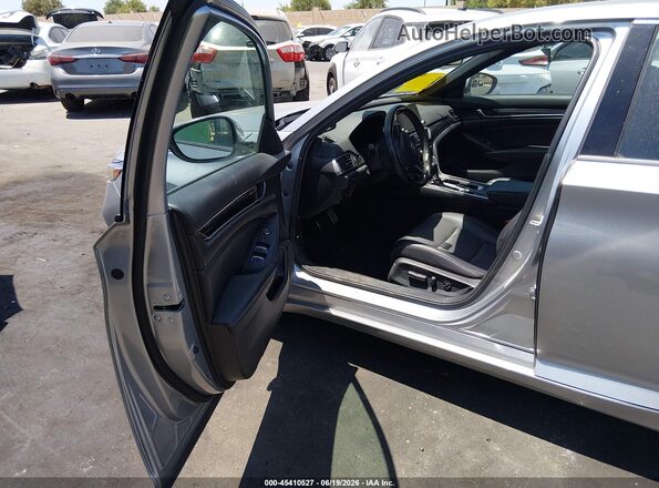 1HGCV1F3XLA018057 2020 HONDA ACCORD Silver Front interior view