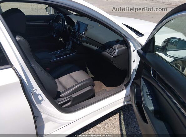 1HGCV1F3XMA105250 2021 HONDA ACCORD White Vista interior delantera