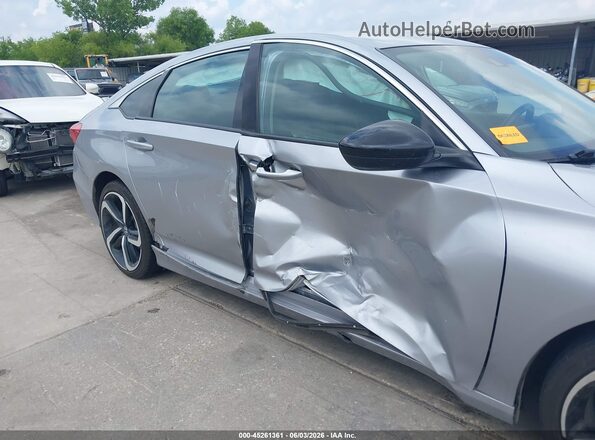 1HGCV1F43MA051704 2021 HONDA ACCORD Silver Widok z przodu