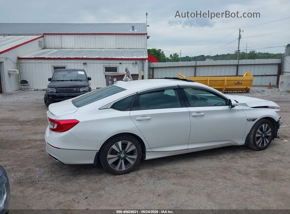 1HGCV1F44JA004001 2018 HONDA ACCORD White Սալոնի 360 աստիճան տեսք