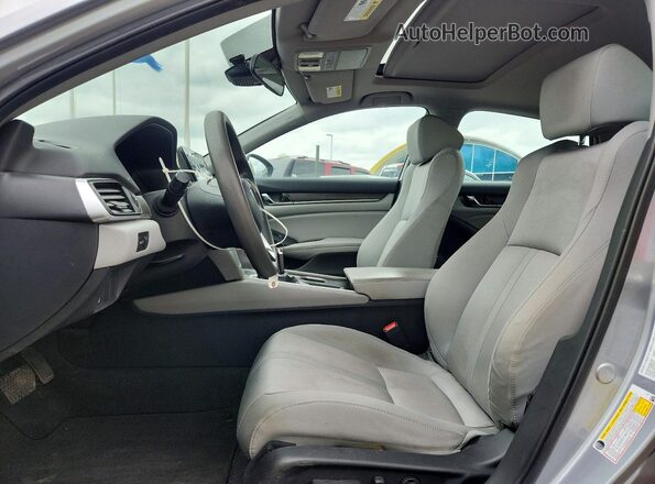 1HGCV1F44JA263930 2018 HONDA ACCORD Silver 