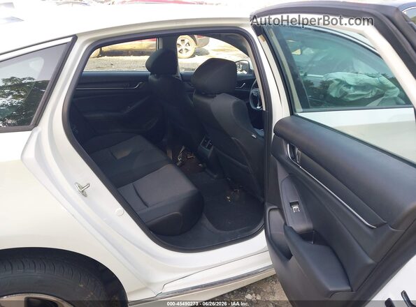 1HGCV1F46JA111938 2018 HONDA ACCORD White VIN կոդի պիտակի տեսք