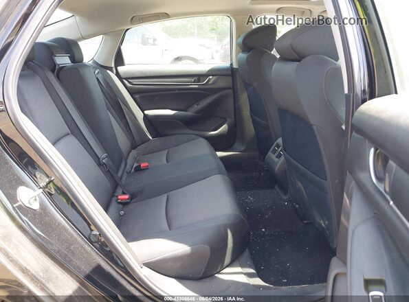1HGCV1F46JA117772 2018 HONDA ACCORD Black Widok naklejki z numerem VIN