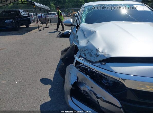 1HGCV1F46KA137179 2019 HONDA ACCORD Silver Դիմացի տեսք
