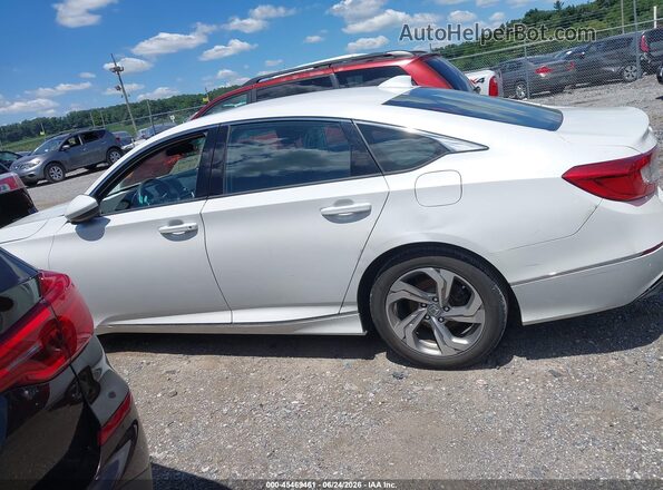 1HGCV1F47JA051944 2018 HONDA ACCORD White 360 interior view