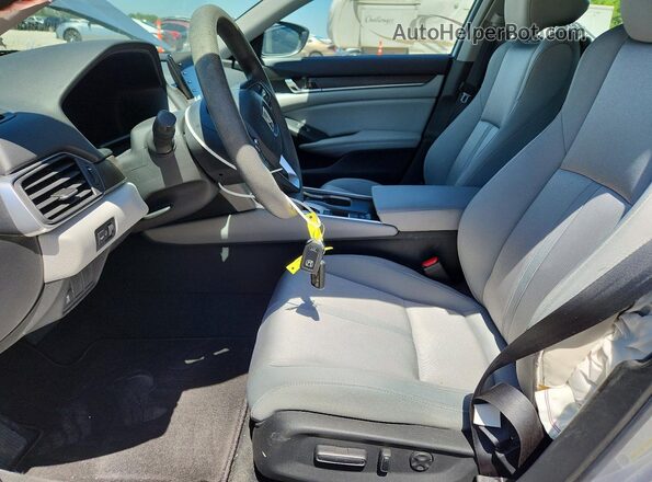 1HGCV1F48KA060167 2019 HONDA ACCORD Silver 