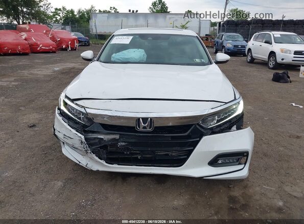 1HGCV1F50KA128728 2019 HONDA ACCORD White Dashboard view