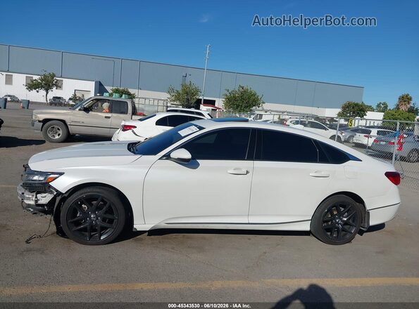 1HGCV1F51JA058588 2018 HONDA ACCORD White 