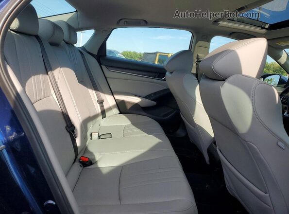 1HGCV1F51JA119034 2018 HONDA ACCORD Blue Widok tylnych siedzeń