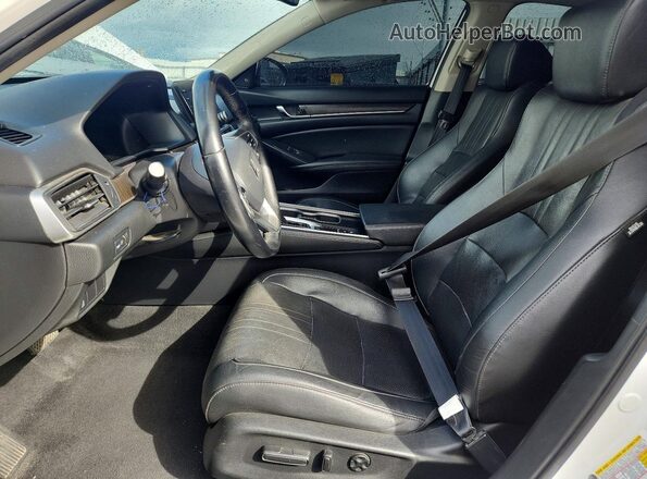 1HGCV1F53KA058982 2019 HONDA ACCORD White 