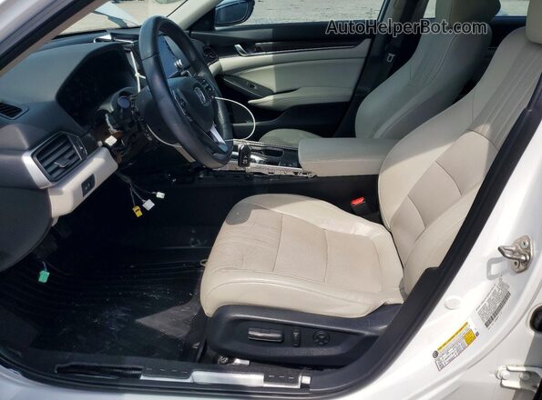 1HGCV1F56JA106019 2018 HONDA ACCORD White Սալոնի դիմացի տեսք
