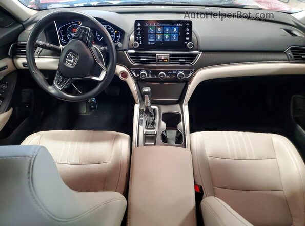 1HGCV1F58JA159661 2018 HONDA ACCORD Красный Вид панели приборов