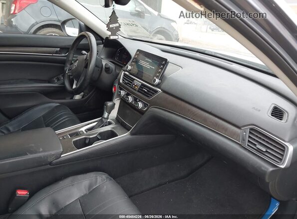 1HGCV1F58JA182194 2018 HONDA ACCORD Серый Вид салона спереди