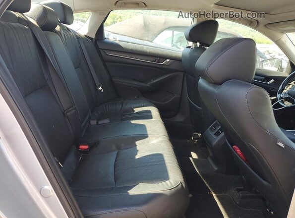 1HGCV1F63JA218530 2018 HONDA ACCORD Silver უკანა სავარძლების ხედი