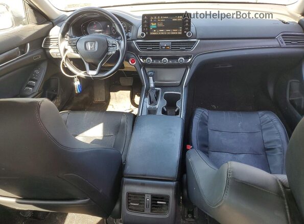 1HGCV1F63JA218530 2018 HONDA ACCORD Silver წინა პანელის ხედი