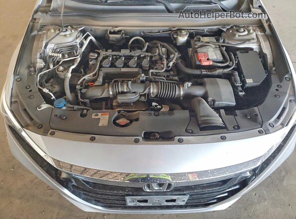 1HGCV1F90JA069441 2018 HONDA ACCORD Silver Vista interior trasera