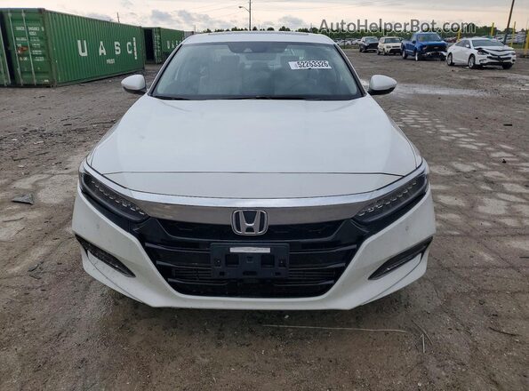 1HGCV1F91JA004159 2018 HONDA ACCORD White Widok z przodu