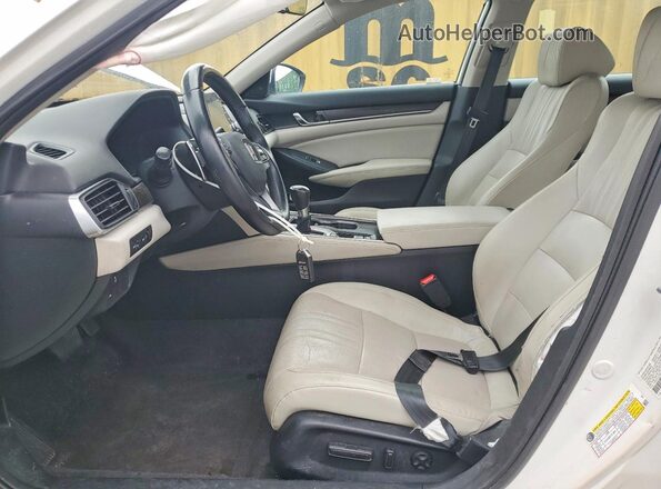 1HGCV1F91JA004159 2018 HONDA ACCORD White Widok wnętrza z przodu