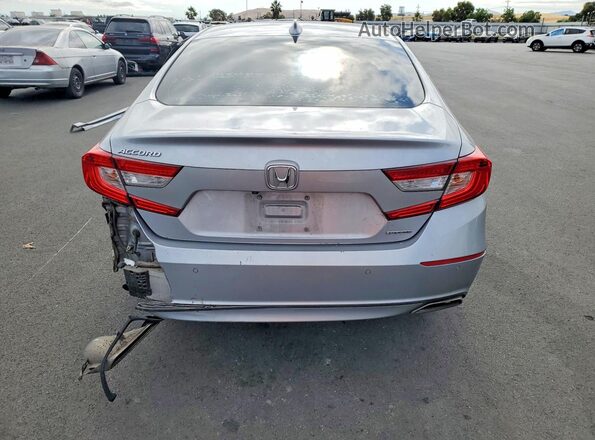 1HGCV1F94JA094701 2018 HONDA ACCORD Silver Vista trasera