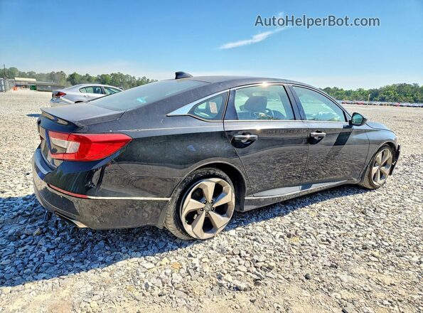 1HGCV1F96JA032913 2018 HONDA ACCORD Black Rear right