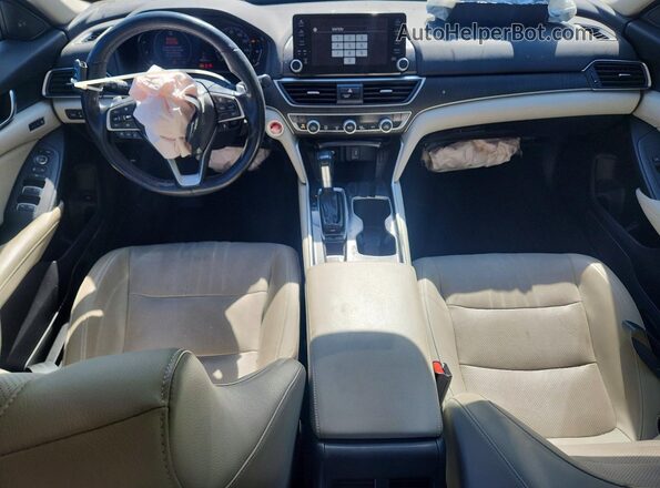 1HGCV1F96JA032913 2018 HONDA ACCORD Black Dashboard view