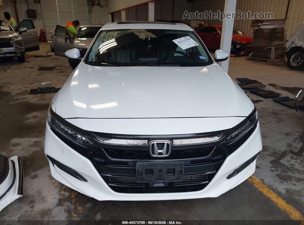 1HGCV1F96JA107657 2018 HONDA ACCORD White Rear interior view
